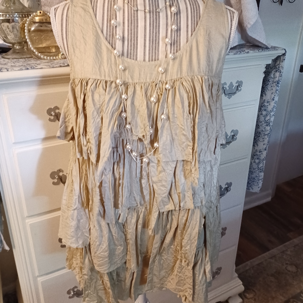 J. Crew sleeveless layered rag style top, Size 12, 100% SILK, I never worn it.
